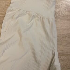 Old Navy Cream Ribbed Leggings